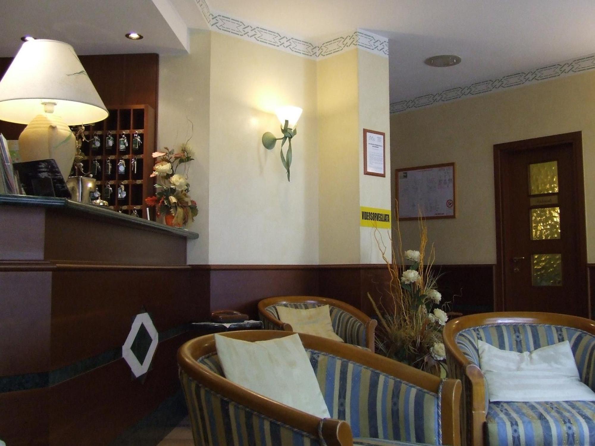 Albergo Il Cochino Montale  Luaran gambar