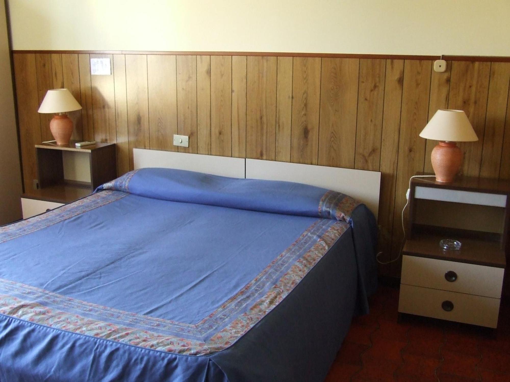 Albergo Il Cochino Montale  Bilik gambar