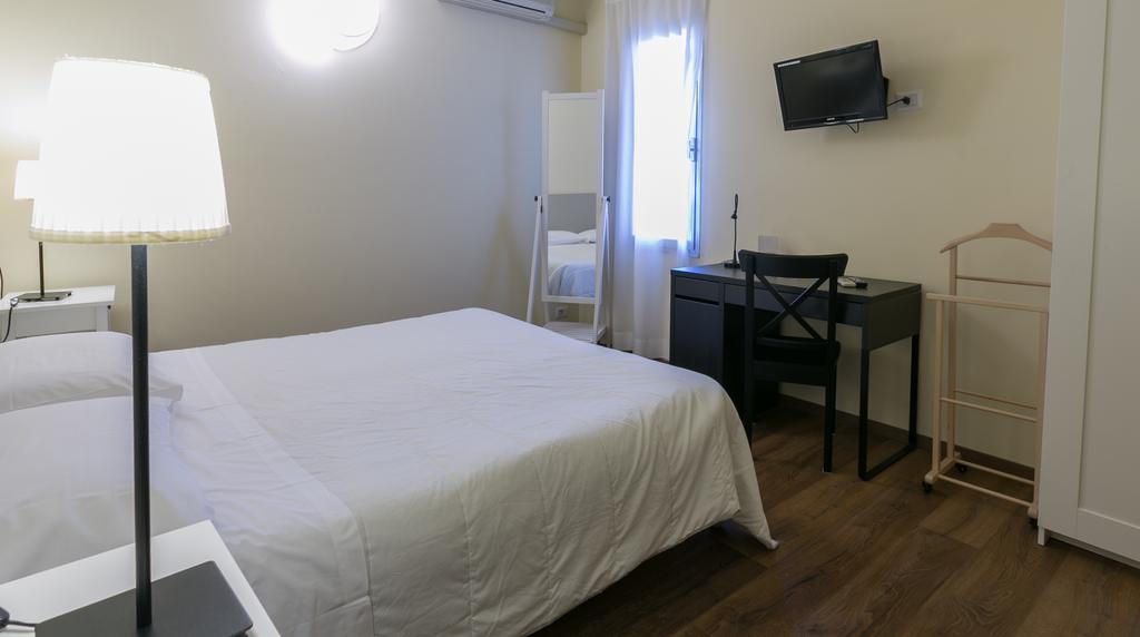 Albergo Il Cochino Montale  Luaran gambar