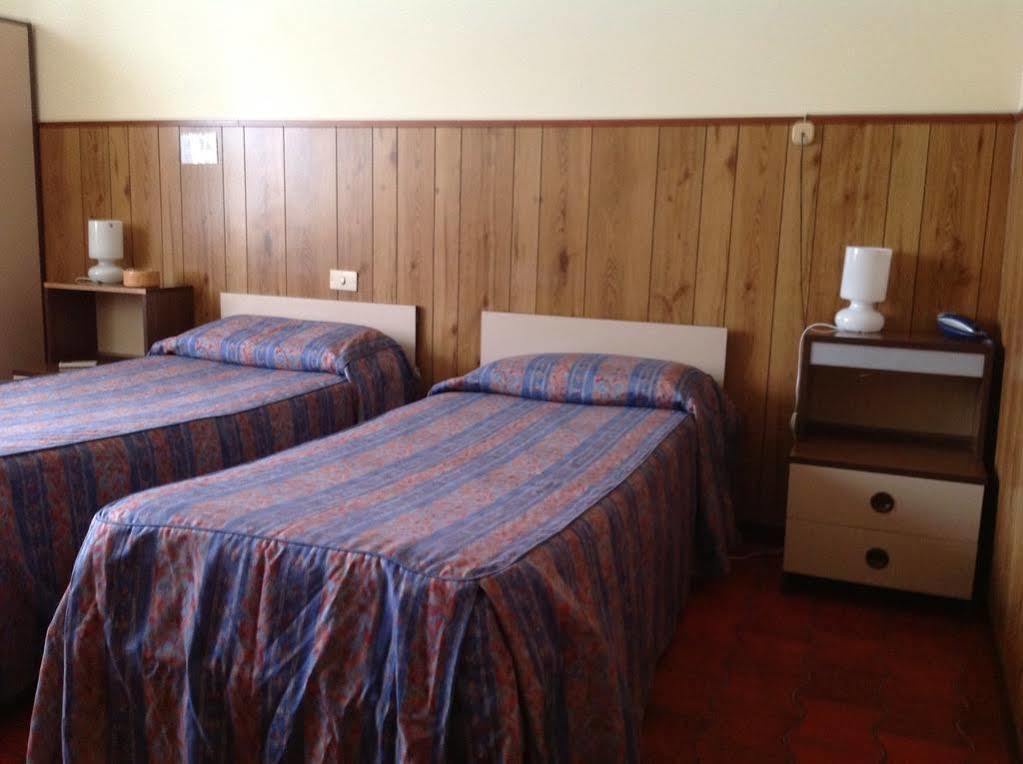 Albergo Il Cochino Montale  Luaran gambar